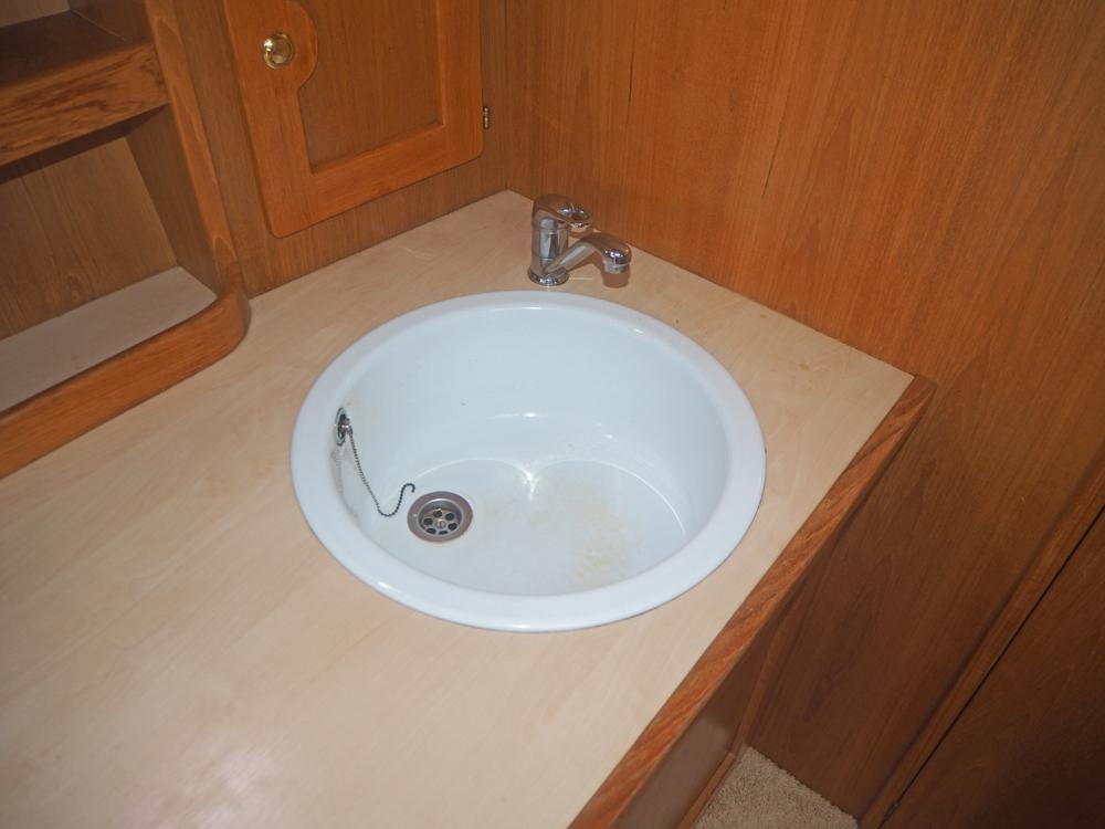 Fore ship, Accommodation